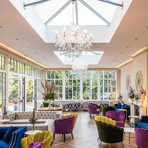 Cork's Vienna Woods Hotel&villas Hotel