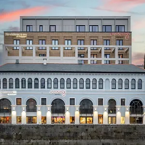 Hotel Moxy